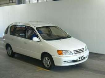 1999 Toyota Ipsum