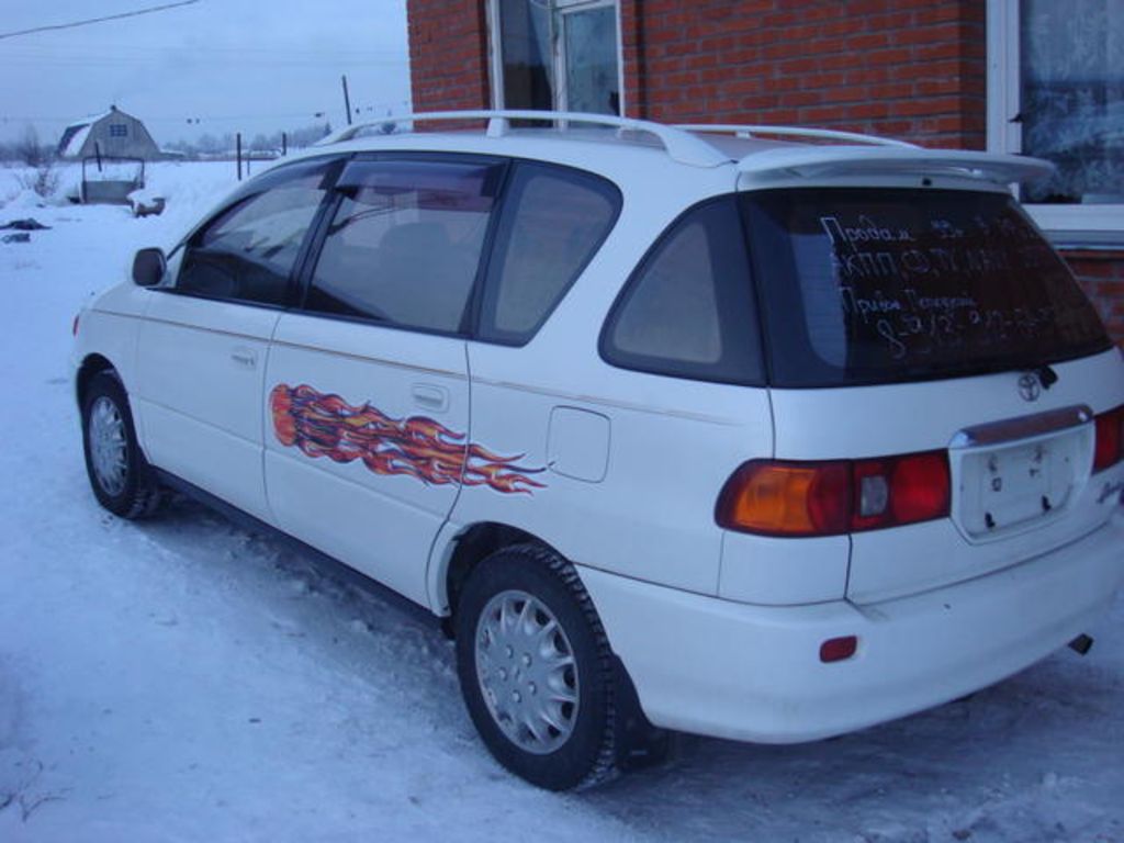 1999 Toyota Ipsum