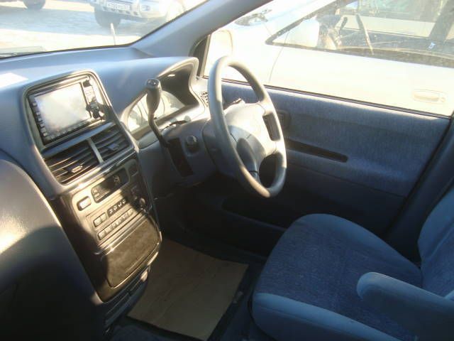 1999 Toyota Ipsum
