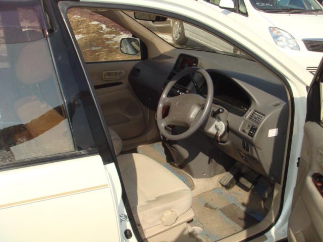 1999 Toyota Ipsum