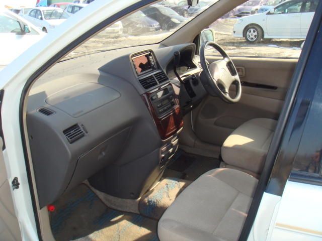 1999 Toyota Ipsum
