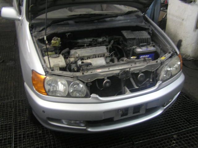 1999 Toyota Ipsum