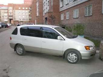 1999 Toyota Ipsum