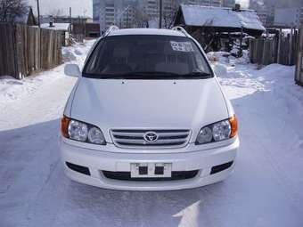 1999 Toyota Ipsum