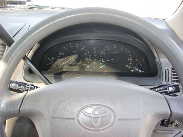 1999 Toyota Ipsum