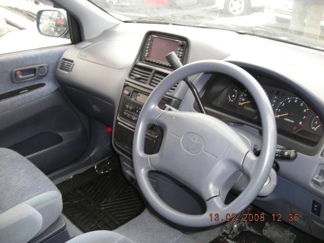 1999 Toyota Ipsum