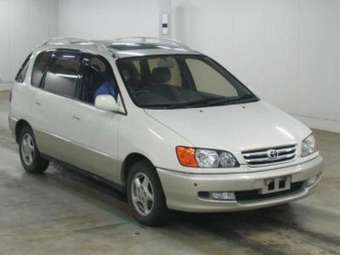 1999 Toyota Ipsum