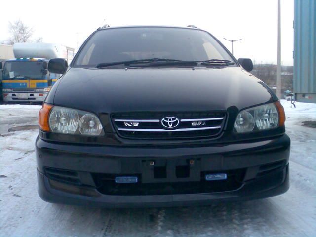 1999 Toyota Ipsum