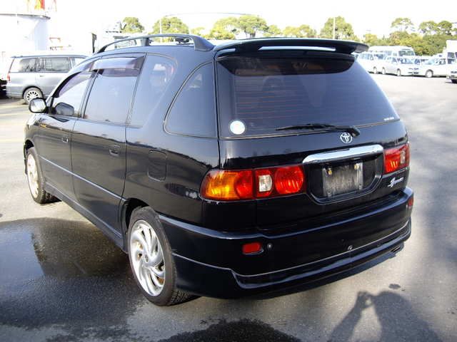 1999 Toyota Ipsum