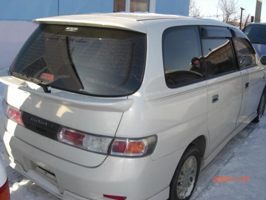 1999 Toyota Ipsum