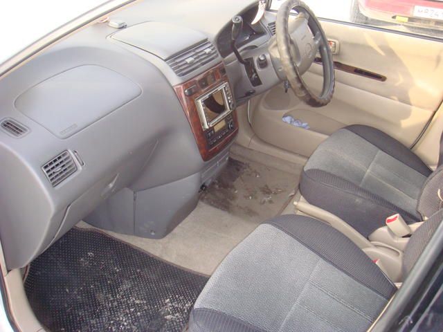 1999 Toyota Ipsum