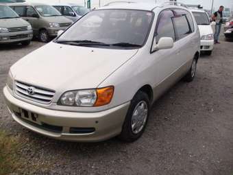 Toyota Ipsum