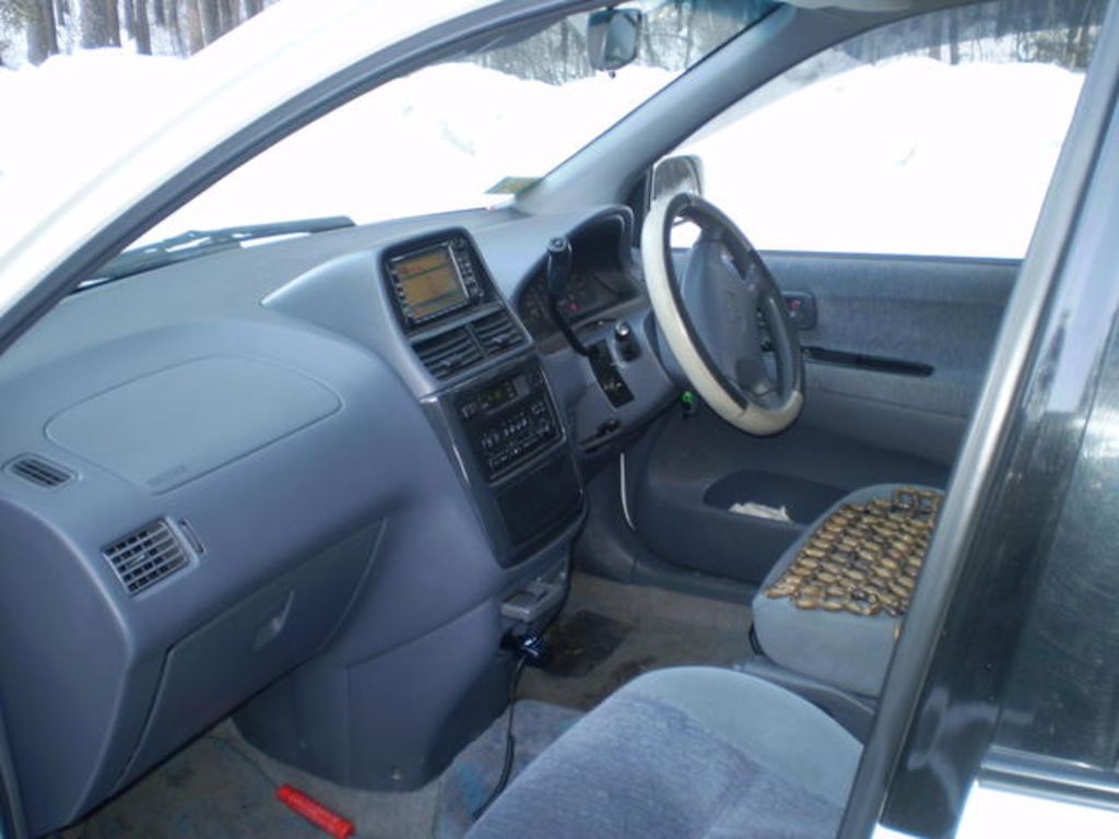 1999 Toyota Ipsum