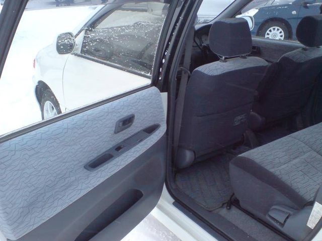 1999 Toyota Ipsum