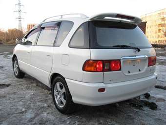 1999 Toyota Ipsum