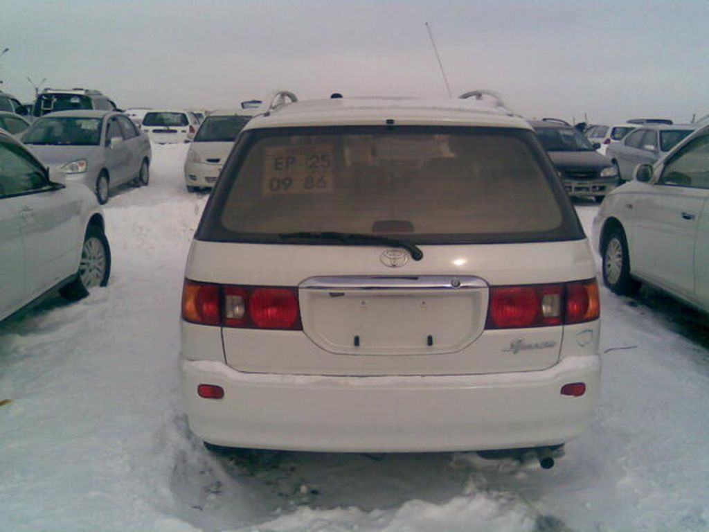 1999 Toyota Ipsum