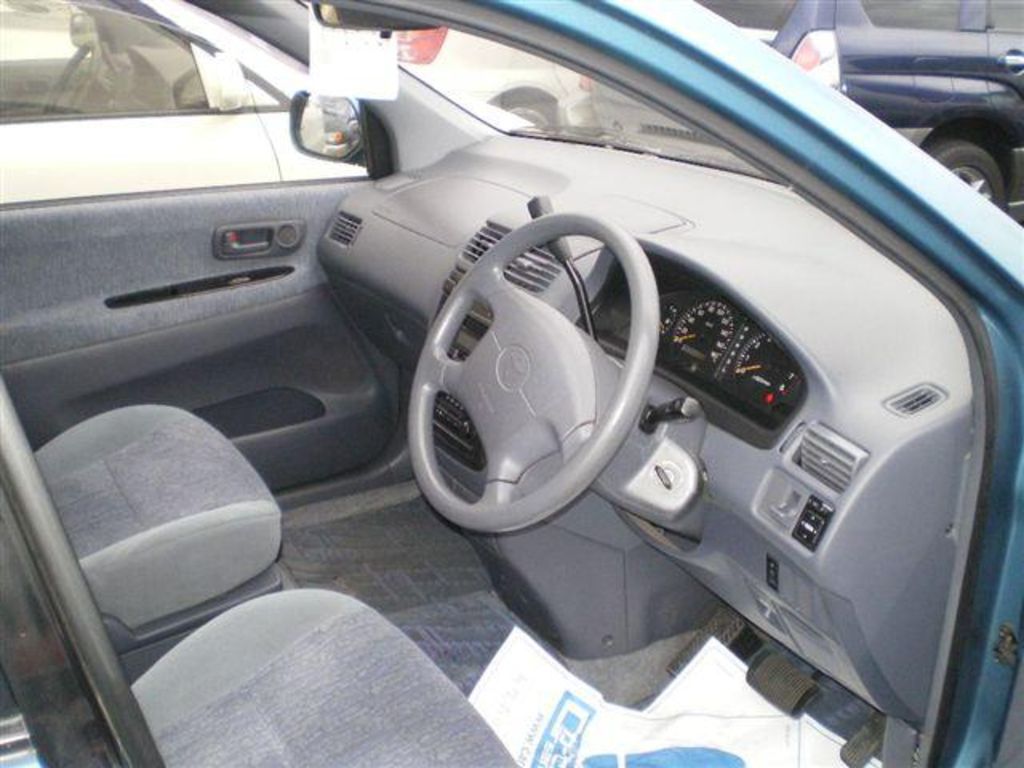 1999 Toyota Ipsum