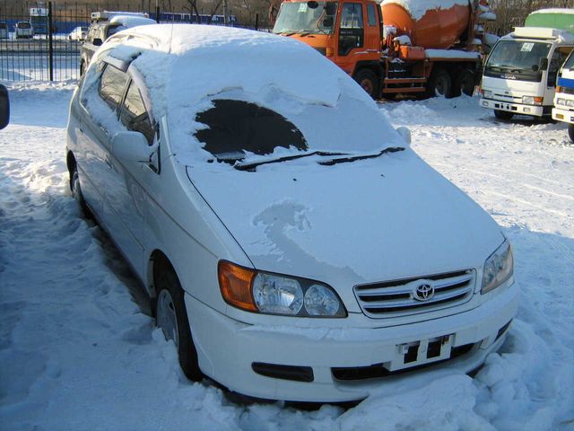 1999 Toyota Ipsum
