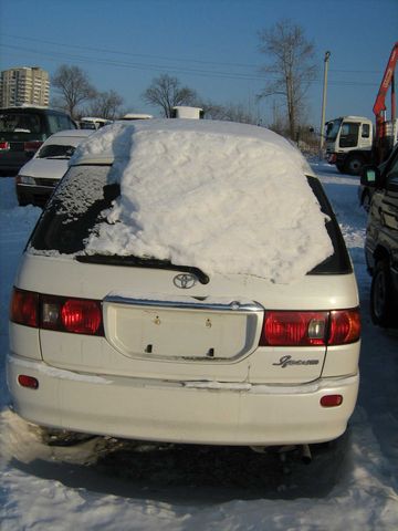 1999 Toyota Ipsum