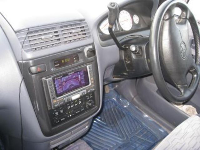 1999 Toyota Ipsum