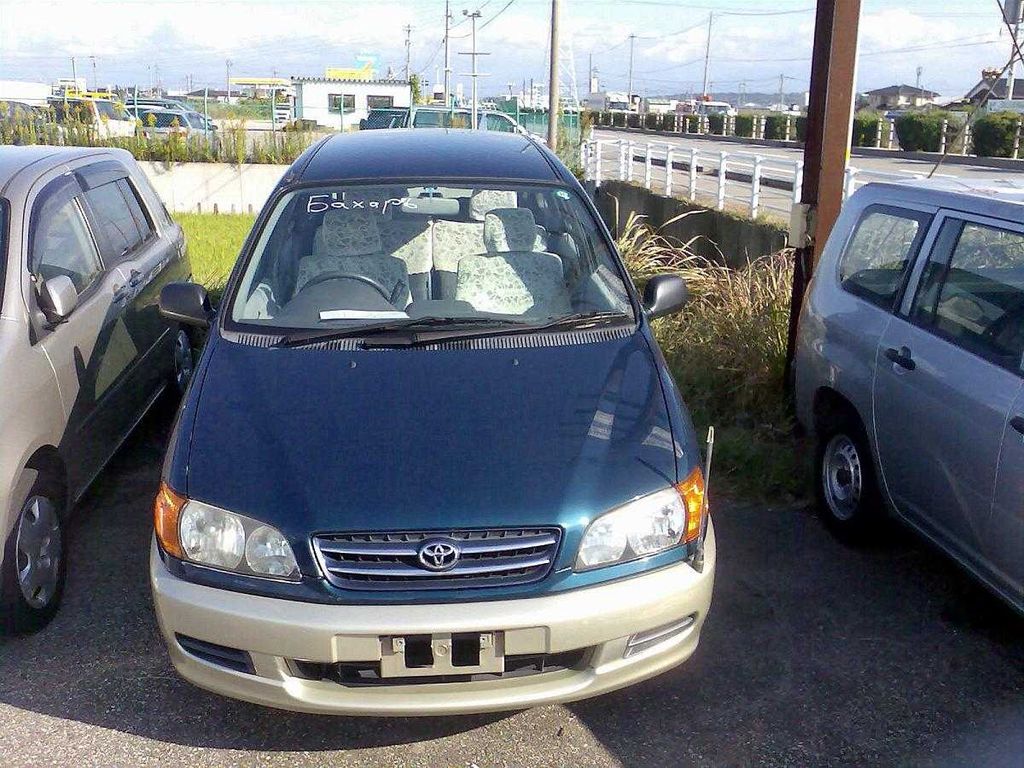 1999 Toyota Ipsum