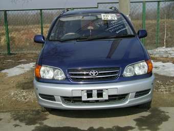 1999 Toyota Ipsum