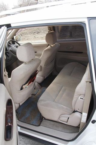 1999 Toyota Ipsum