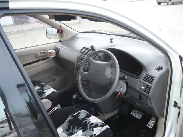 1999 Toyota Ipsum