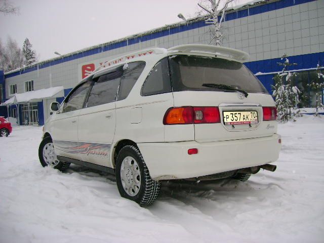 1999 Toyota Ipsum