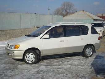 Toyota Ipsum