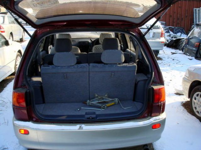 1999 Toyota Ipsum