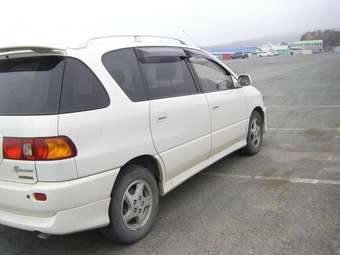 Toyota Ipsum