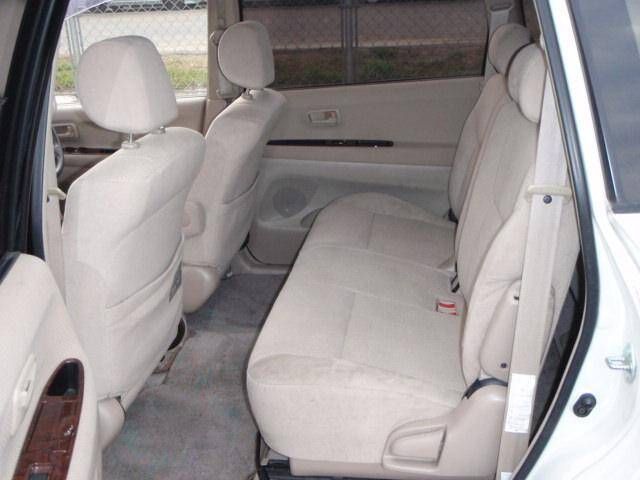 1999 Toyota Ipsum