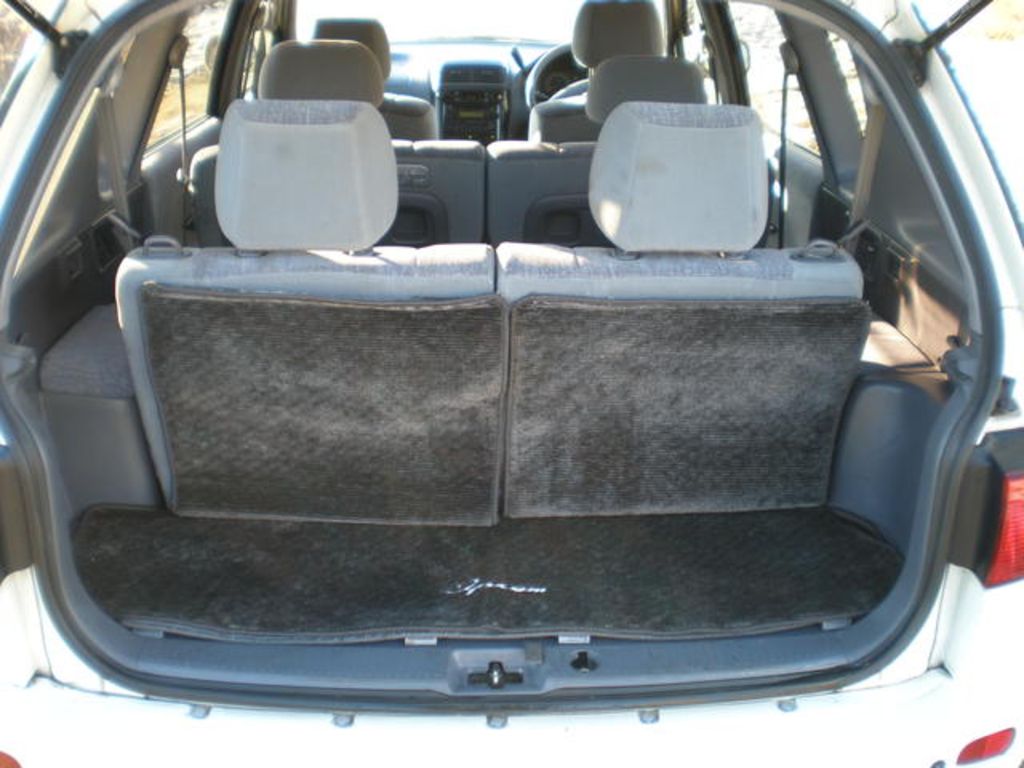 1999 Toyota Ipsum