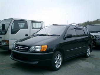 1999 Toyota Ipsum