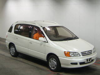 1999 Toyota Ipsum Pics