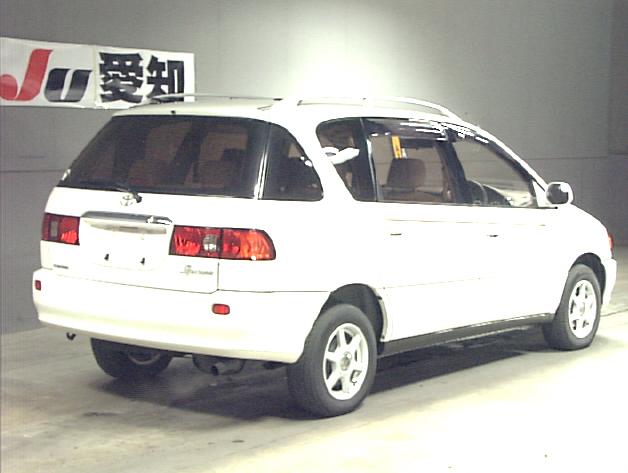1999 Toyota Ipsum Images