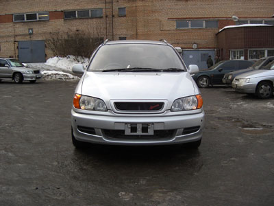 1999 Toyota Ipsum Pics