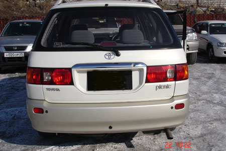 1999 Toyota Ipsum Pictures