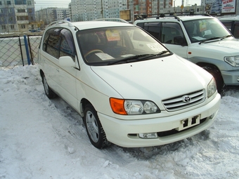 1999 Toyota Ipsum