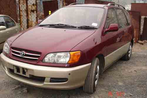 1999 Toyota Ipsum Pictures
