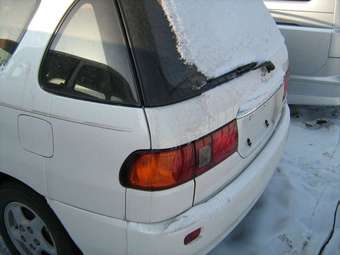 1999 Toyota Ipsum Photos