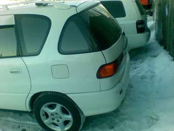 1999 Toyota Ipsum Pictures