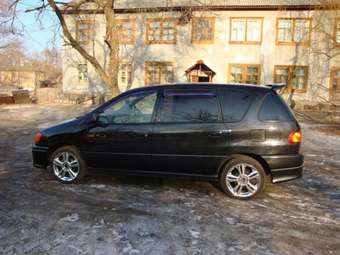 1999 Toyota Ipsum Pictures