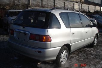 Toyota Ipsum