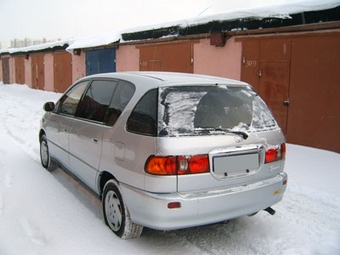 Toyota Ipsum
