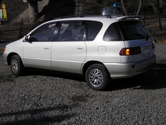 Toyota Ipsum