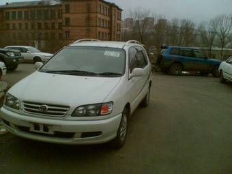 Toyota Ipsum