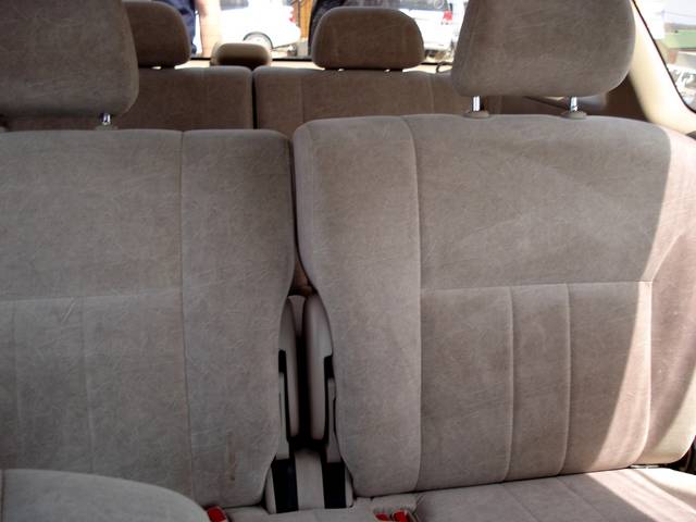 2000 Toyota Ipsum