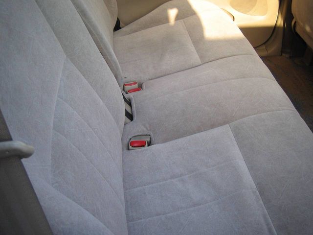 2000 Toyota Ipsum
